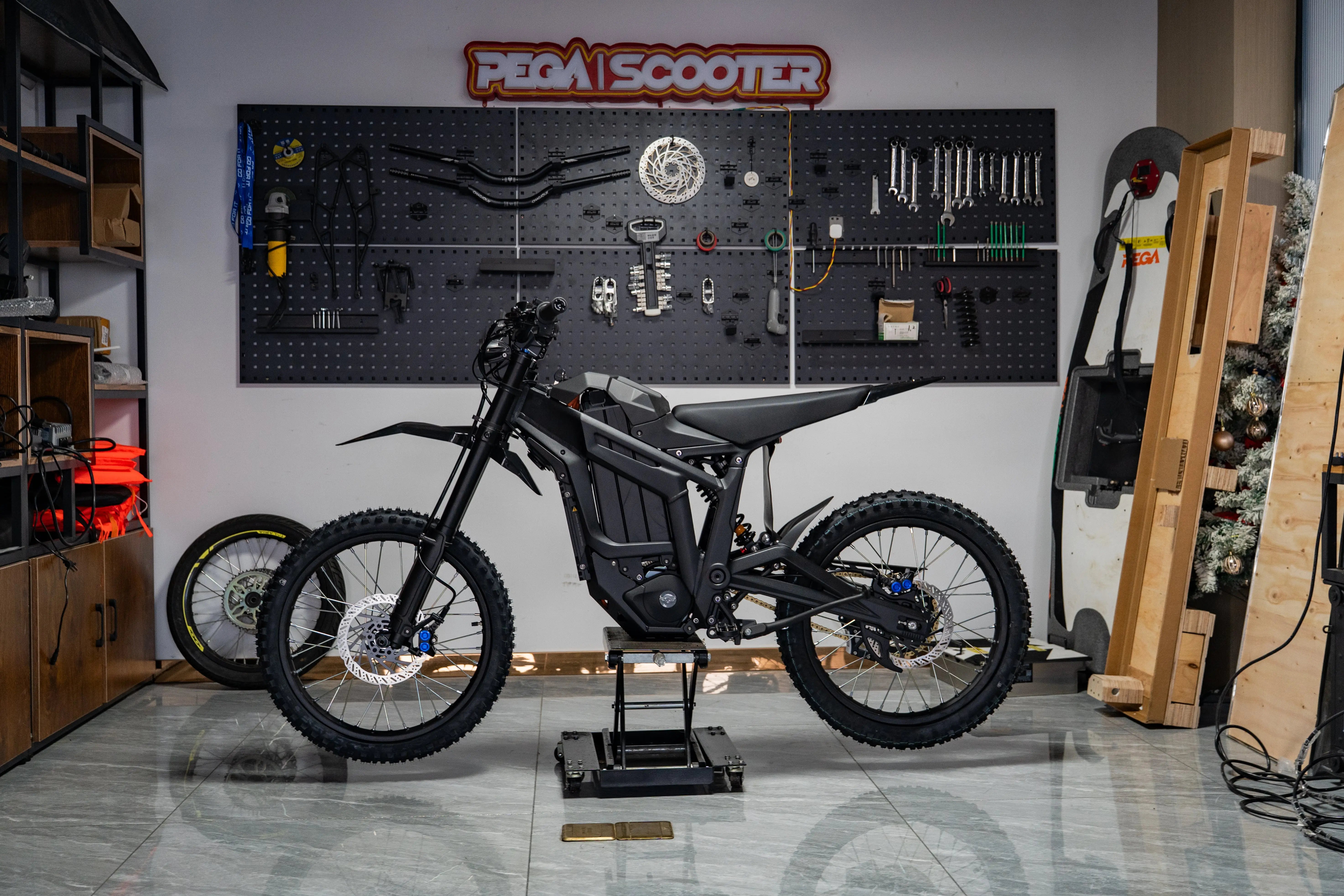 Pegascooter Talaria MX5 pro all black