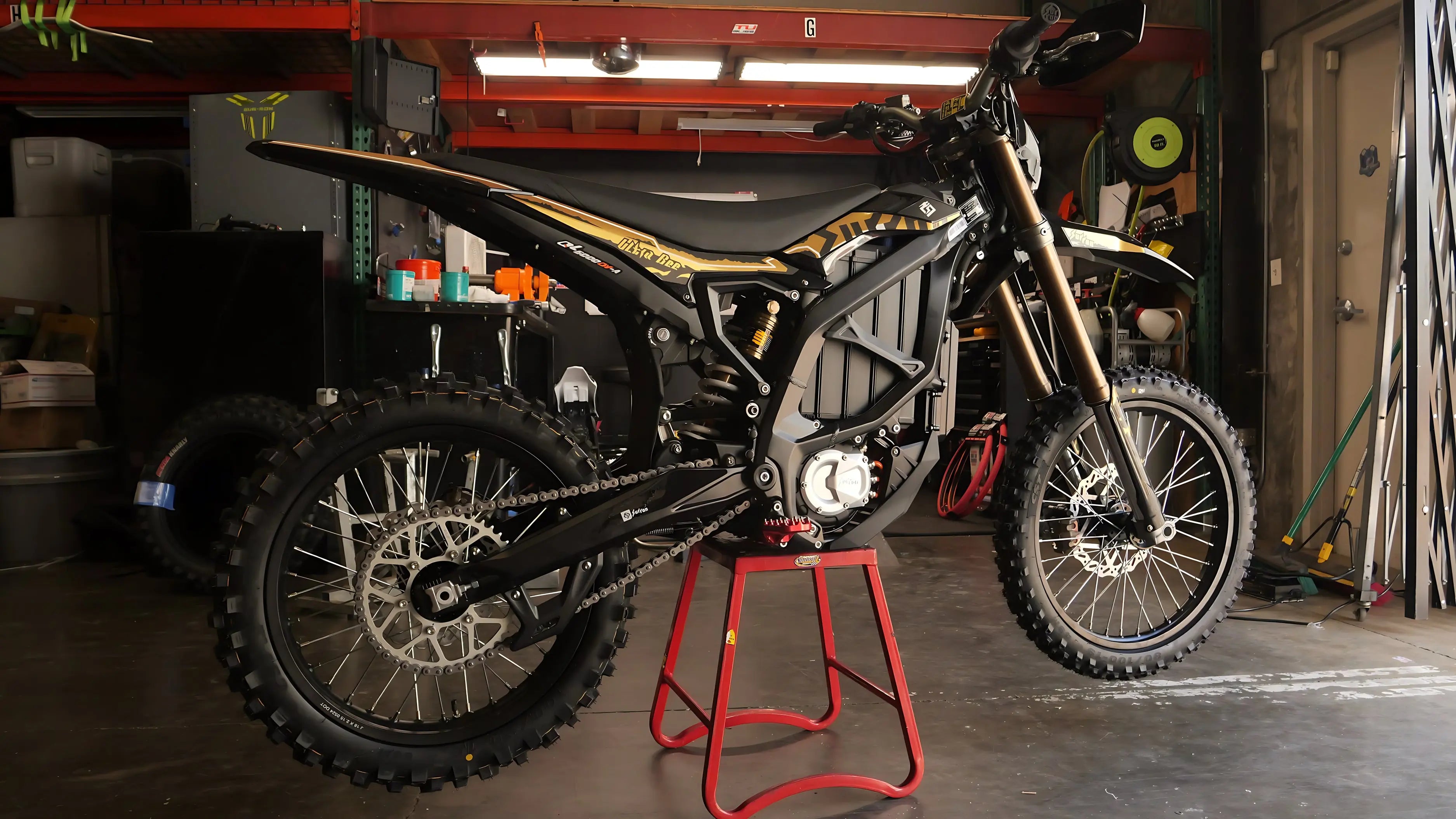 Pegascooter SurRon Ultra Bee 2025